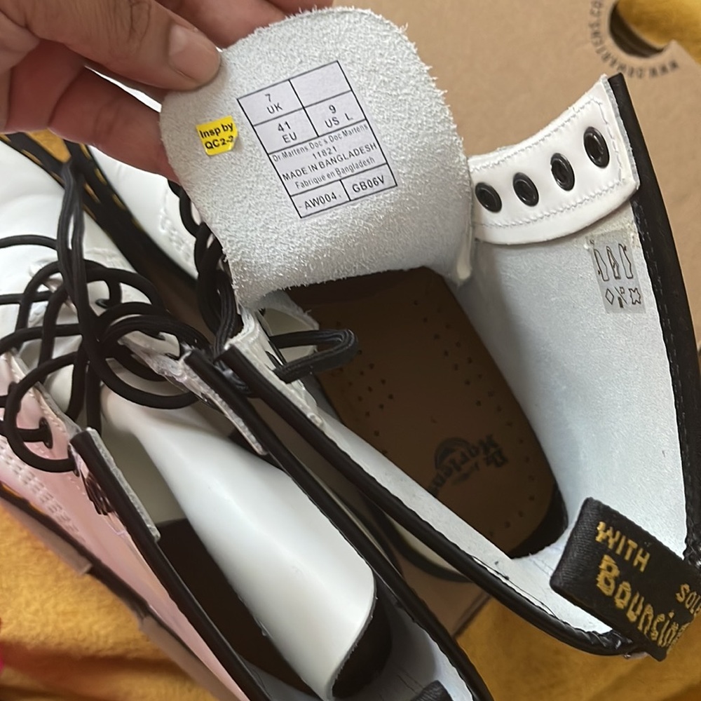 Dr. Martens White Leather Combat Boots with Black Trim and Yellow Stitching - Picture 7 of 7
